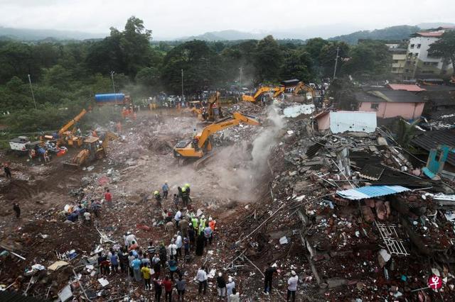 印度马哈拉施特拉邦一栋五层公寓楼坍塌，已知造成至少12人丧命