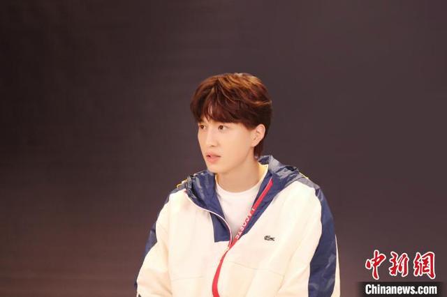 追寻音乐梦的奋斗少年李天琪：“训练生”的生活很苦也很酷