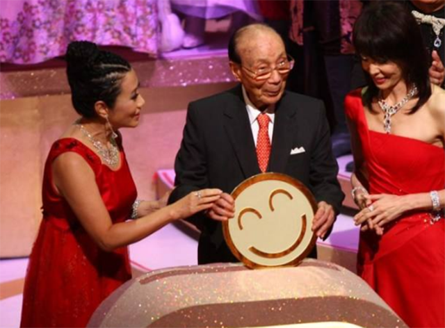 "大善人"邵逸夫，因新欢冷落发妻，四个孩子交给哥哥养