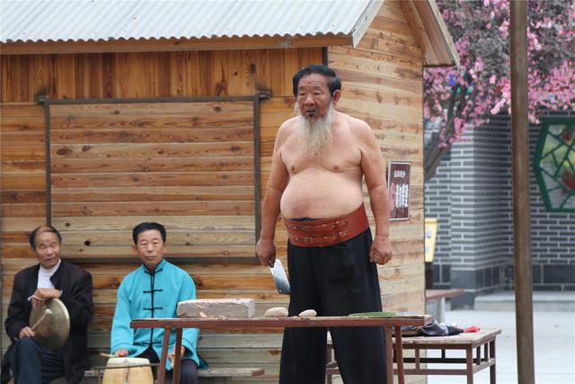 中国杂技之乡吴桥：从“乡村田野”到“全域旅游”