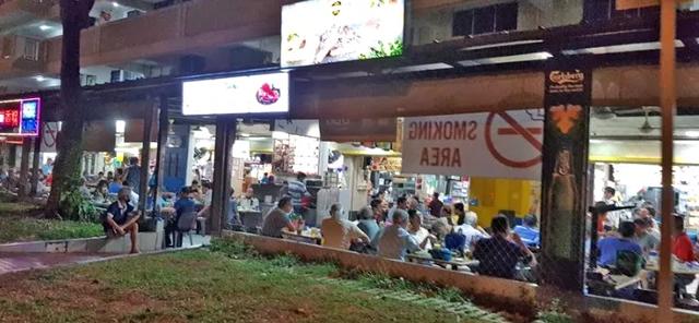 坡岛网友：咖啡店变身“酒吧”，人满为患无视安全距离