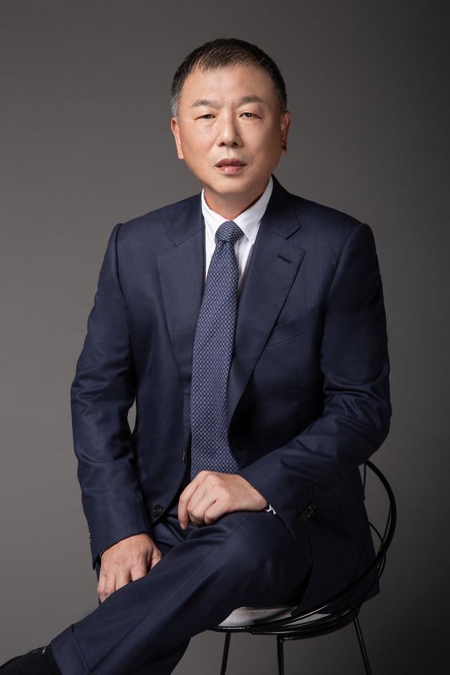 深圳40年•专访董事长丨兆驰股份董事长顾伟：在红海中发现机会