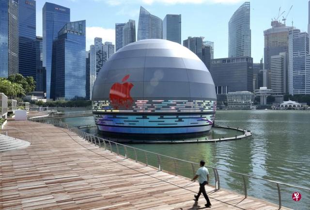 全球首个水上苹果专卖店在新加坡滨海湾金沙即将开业，