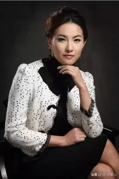 她是80后美女辣妈，她开的千万业绩瑜伽馆只为播撒美丽健康