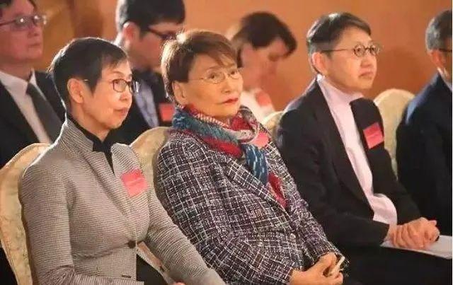 她做妾45年，一生无儿无女，生前所得百亿遗产去世后全部捐出