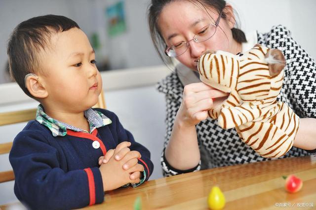 不会读书的学生，也能成为世界名人，小学是关键期