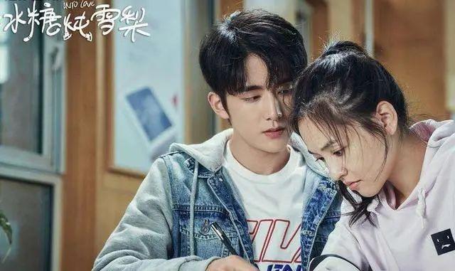 陈瑶《穿盔甲的少女》定档，搭档实力小生，看到女二颜值后心动了