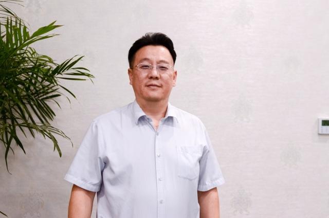 兴源集团打造胶州新地标——兴源集团招商总监王磊专访