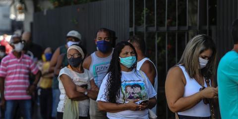 一文读懂全球疫情：全球确诊逾2376万例 近六成共和党人“可以接受”美国死亡数字