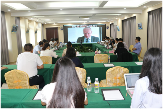 “海南-新加坡线上专家研讨会”在海口举行