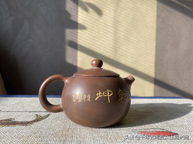 钦州陶器萌发于唐以前，至唐而益精致