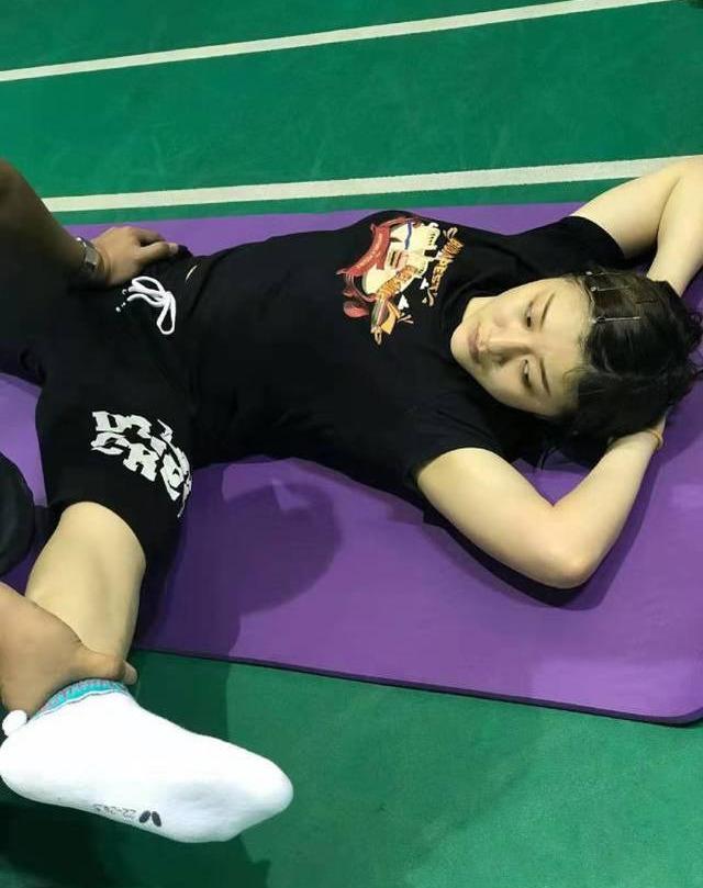 日本伊藤美诚迎来一个坏消息：女乒世界杯新规定！球员自费参加