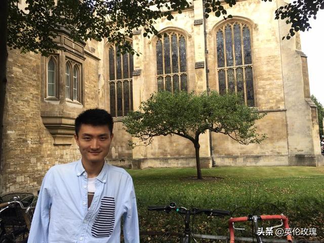 在英国遇见老乡，没有双臂的他用脚在剑桥大学勇闯天涯