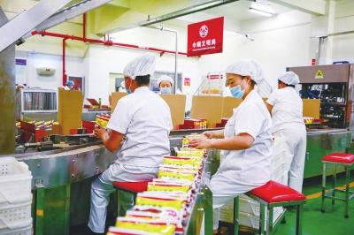 开拓海外市场、线上线下融合、发力豆制品领域……南街村奋力求变“北京方便面”开启英国之旅