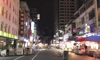 高雄六合夜市今非昔比 摊商怀念马、韩时代
