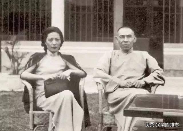旧上海的京剧女老生们：记筱兰英和她的女儿们