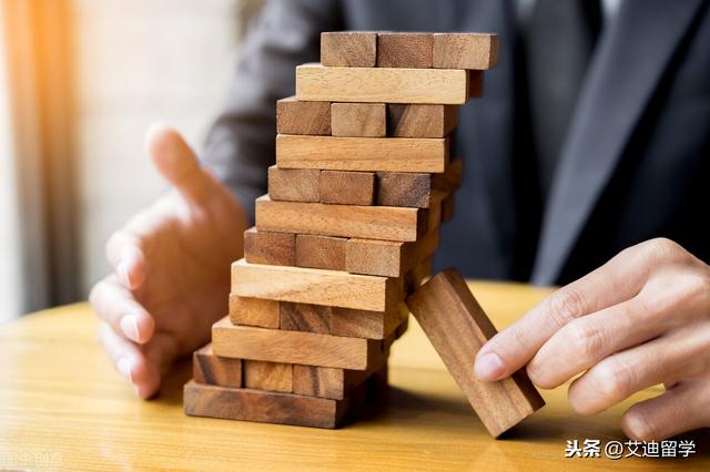 STEM | 亚洲顶级商科类院校，它必须拥有姓名