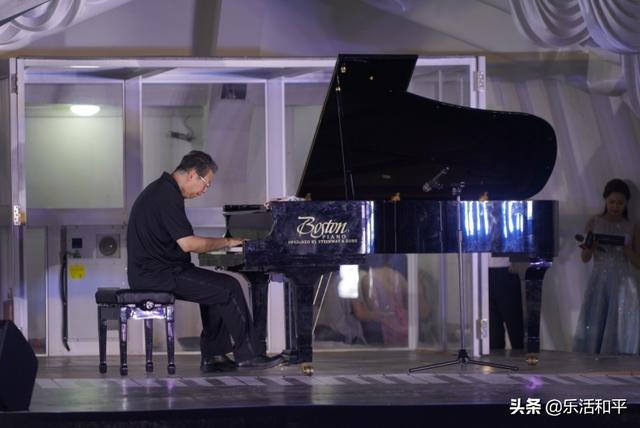 品质和平 周末有约：沈阳郎朗钢琴广场9月5日演出预告