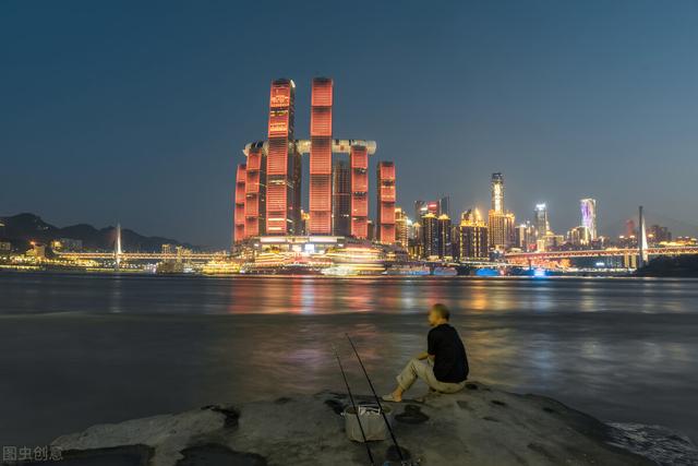 重庆一网红地标，花费240亿建造，新加坡在华最大投资项目