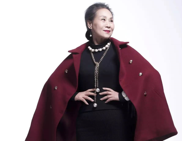 从广场舞大妈，到百亿票房老太太，苇青坦言：梦想，和年龄没关系