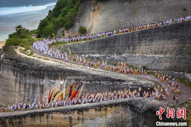 首届“天府之国”国际摄影巡回赛落幕 15幅作品获金奖