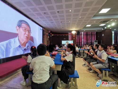 晋江实小“云上”牵手新加坡启化小学“线上博饼”