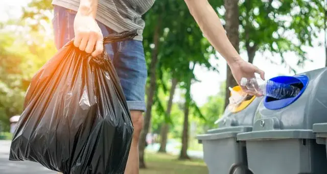 日本通往经济停滞的道路，由垃圾分类铺成