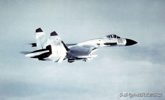 F14战斗历史和巅峰陨落！美国最传奇的超级战机
