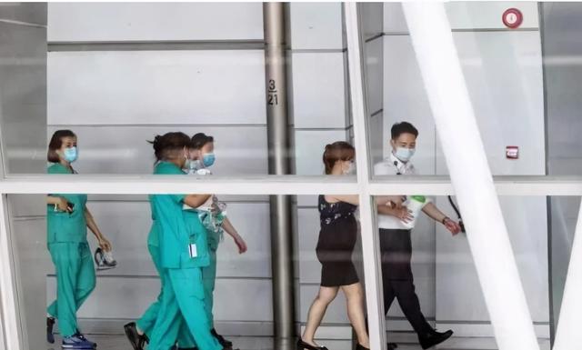 新增14例！中国小伙不戴口罩新加坡行贿被判监禁4周