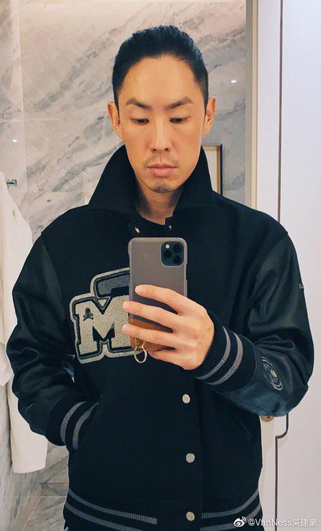 42岁吴建豪晒照老太快？前妻为名媛庆生状态好，网友：差别真大