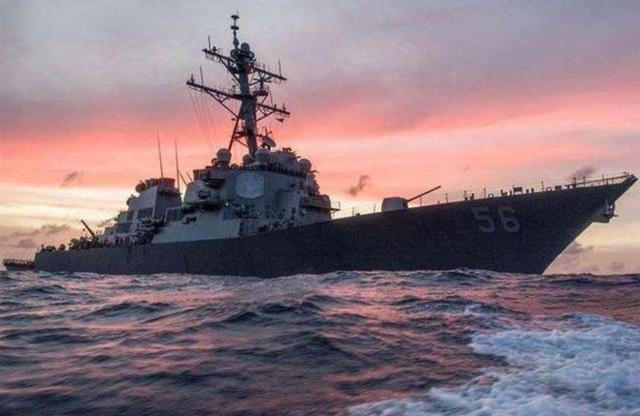 美军驱逐舰满血复活，又来兴风作浪，三年前被一艘利比亚油轮腰斩