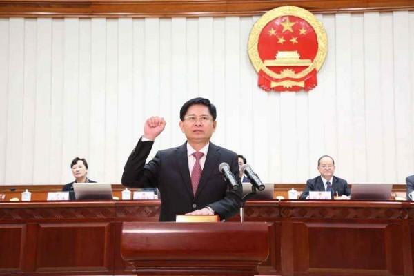 蓝天立任广西壮族自治区副主席、代理主席