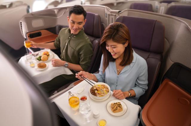 停飞的A380作餐厅！新加坡航空的飞机晚餐30分钟内售罄