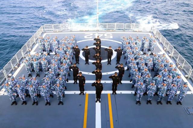 列阵亚丁湾！听第36批护航编队官兵的铮铮誓言