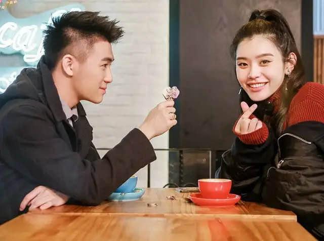 何猷君为什么不强强联合娶了新加坡富二代林慧俐，选择了奚梦瑶？