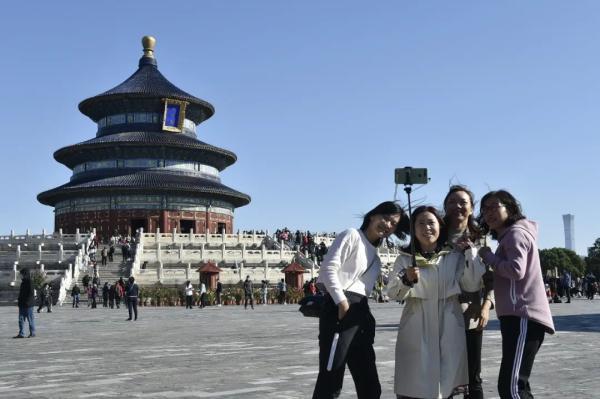 中国景点人太多？你不知道外国人有多羡慕