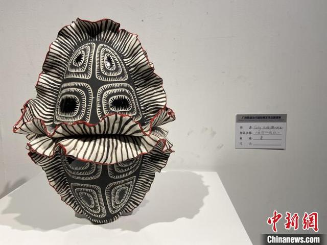 广西举办首届当代国际陶艺作品展   60余件中外优秀作品亮相
