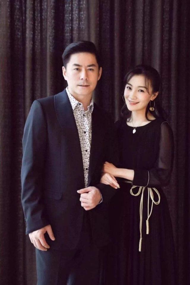 著名演员常铖牵手曲翊宏：相差14岁的婚姻“相爱相杀”