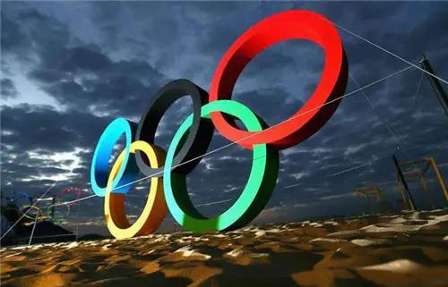 奥运冠军拿多少奖金？新加坡500万，德国50升啤酒，中国呢？