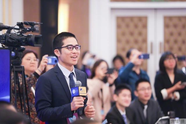 世界顶尖科学家论坛｜人工智能“时代之问”要靠年轻人作答