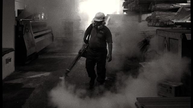 消杀灭蚊，岛国新加坡的优良环境靠的是政府的努力维护！