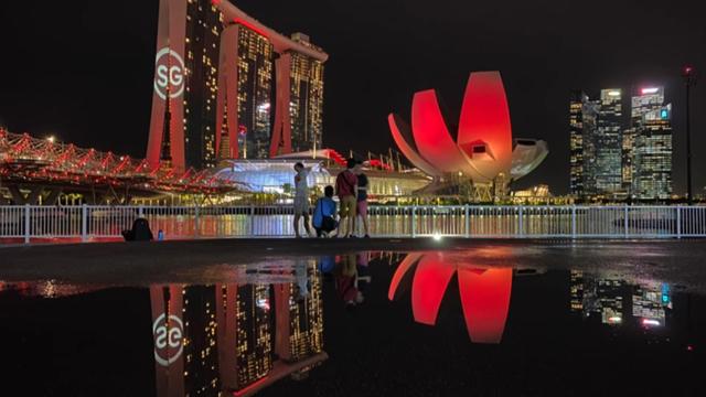 号称花园城市的新加坡是什么样呢？带大家看傍晚与晚上的迷人景色