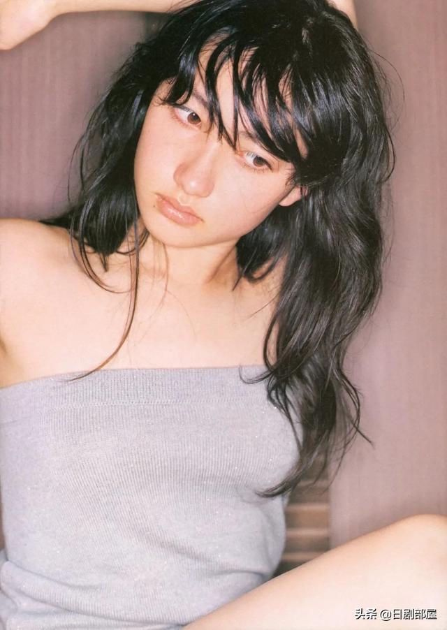 小鲜肉富二代人设频翻车，扒一扒日本演艺圈的真富二代
