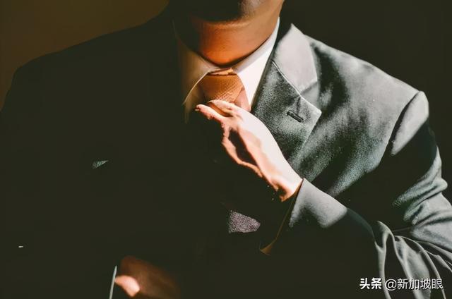 悲催了！新加坡第三季度预计更多人被裁，但外国人有机会找工了？