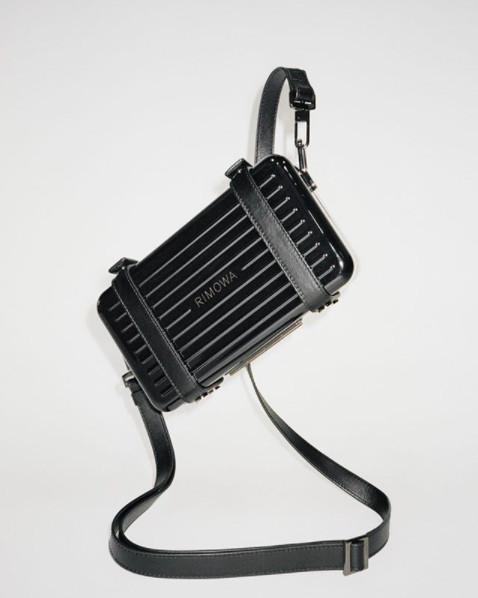 RIMOWA迷你行李箱手袋重出江湖