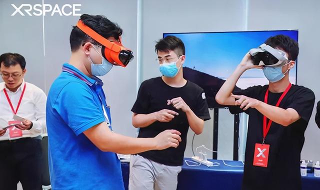 87周报：苹果双11开发布会；XRSPACE发5GVR一体机