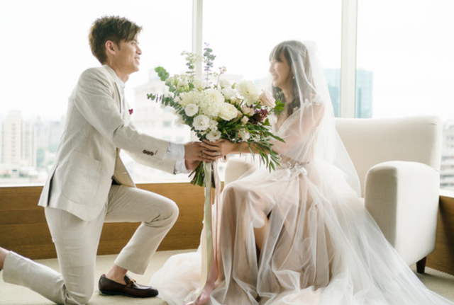 “小孙燕姿”豪办婚宴！熬夜操心狂爆痘，开席45桌其家人全没来