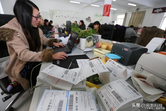 如何在网上赚钱？网上赚钱的思路有哪些？提高学问