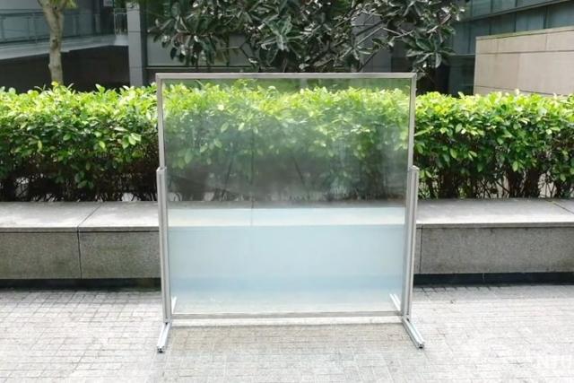 新加坡科学家开发填充了吸热/挡光液体的“智能窗户”