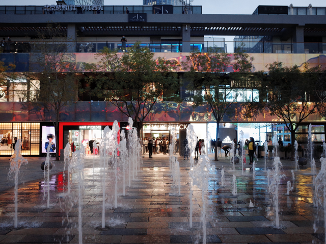 跟着苹果店去旅行，你甚至可以不用做攻略